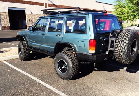 New paintjob 1999 Jeep Cherokee XJ 4×4 for sale