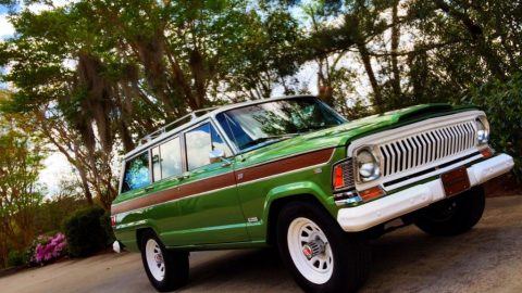 Absolutely stunning 1970 Jeep Wagoneer 4&#215;4 for sale