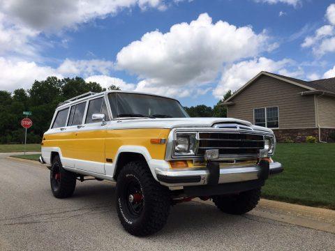 Excellent condition 1982 Jeep Wagoneer 4&#215;4 for sale