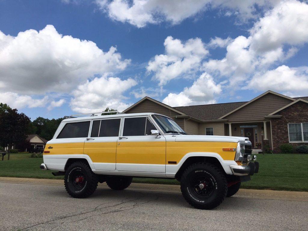 Excellent condition 1982 Jeep Wagoneer 4×4