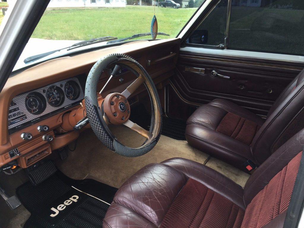 Excellent condition 1982 Jeep Wagoneer 4×4