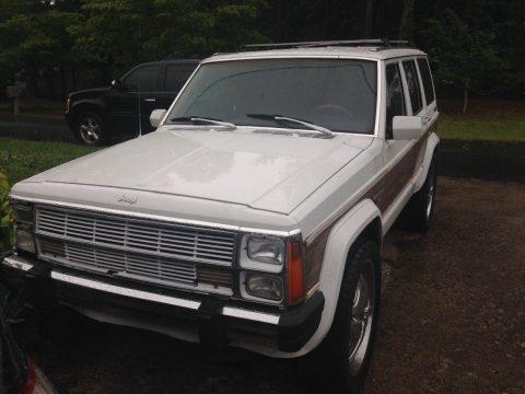 Wood and chrome 1988 Jeep Wagoneer 4&#215;4 for sale