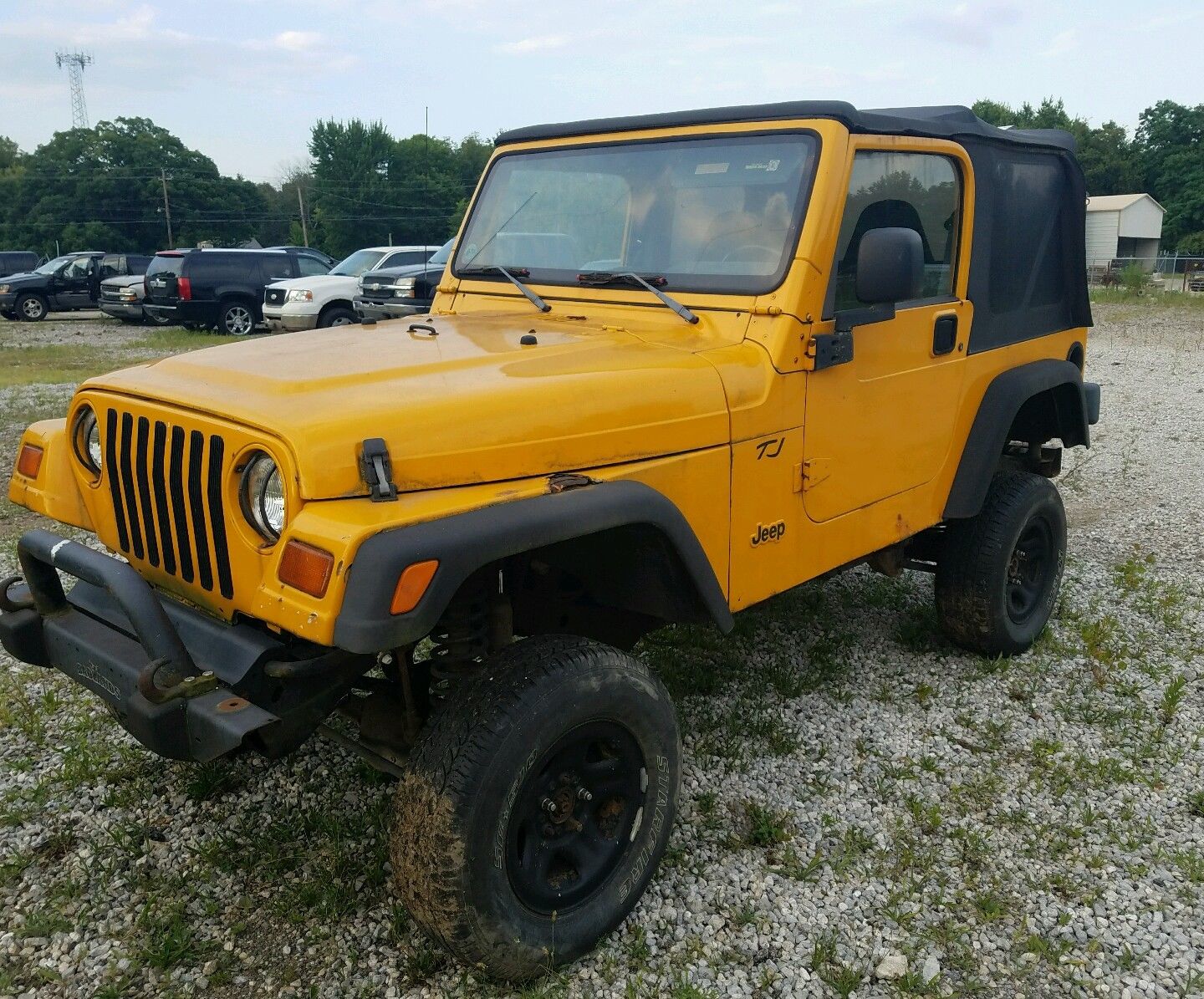 lifted 1998 Jeep Wrangler 4×4 for sale