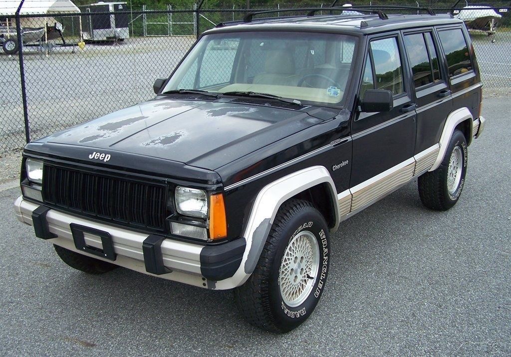 Rust free 1996 Jeep Cherokee Country Classic 4×4
