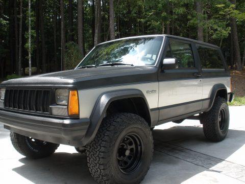 State trooper 1996 Jeep Cherokee 4&#215;4 for sale