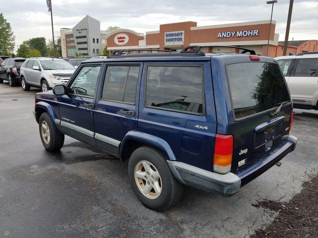 well optioned 2000 Jeep Cherokee Sport 4×4
