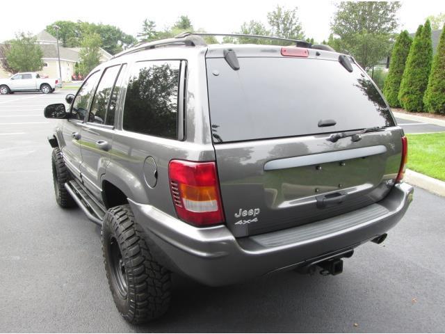 lifted 2004 Jeep Grand Cherokee Laredo Special Edition 4×4