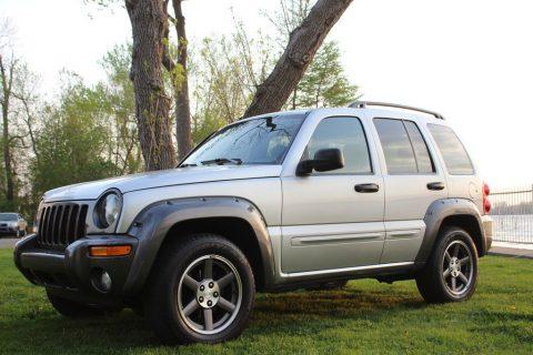 low mileage 2003 Jeep Liberty Rocky Mountain 4&#215;4 for sale
