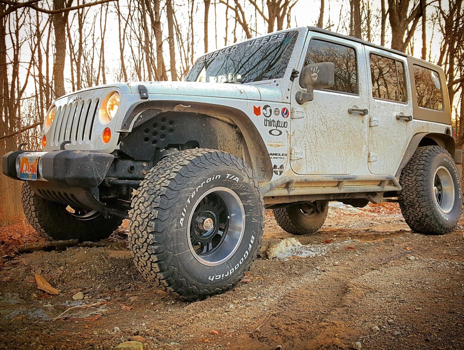 tons of extras 2010 Jeep Wrangler Sahara 4X4 for sale