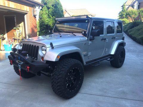 fully loaded 2012 Jeep Wrangler Unlimited Sahara 4&#215;4 for sale