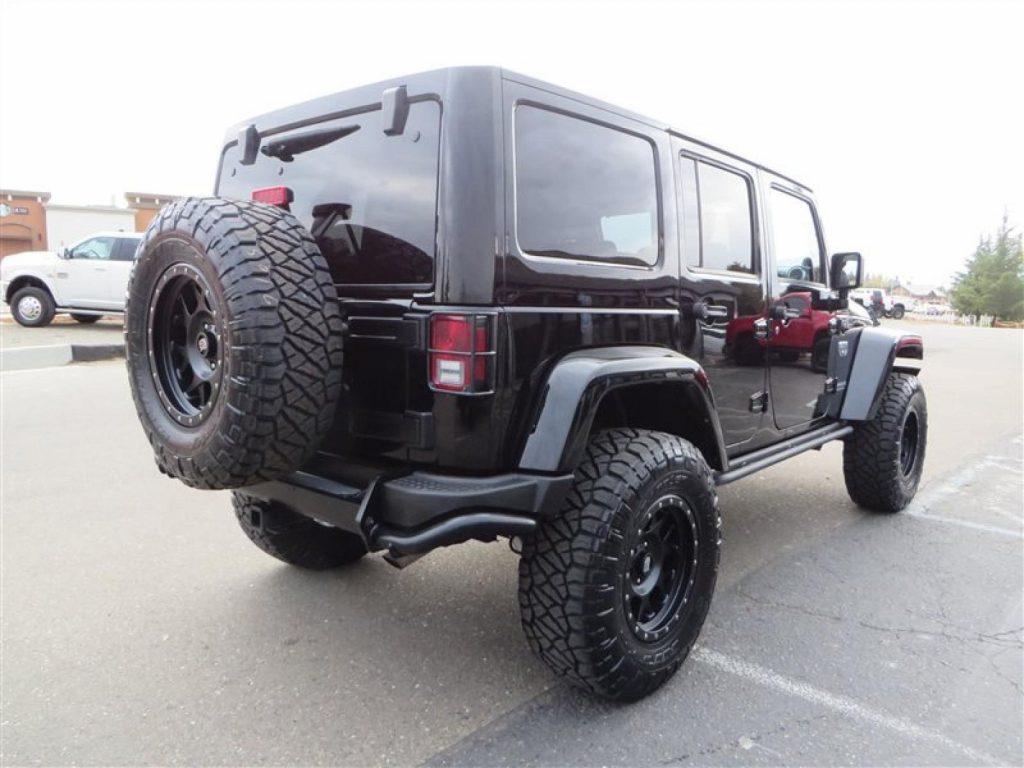 low miles 2012 Jeep Wrangler Unlimited Rubicon 4×4