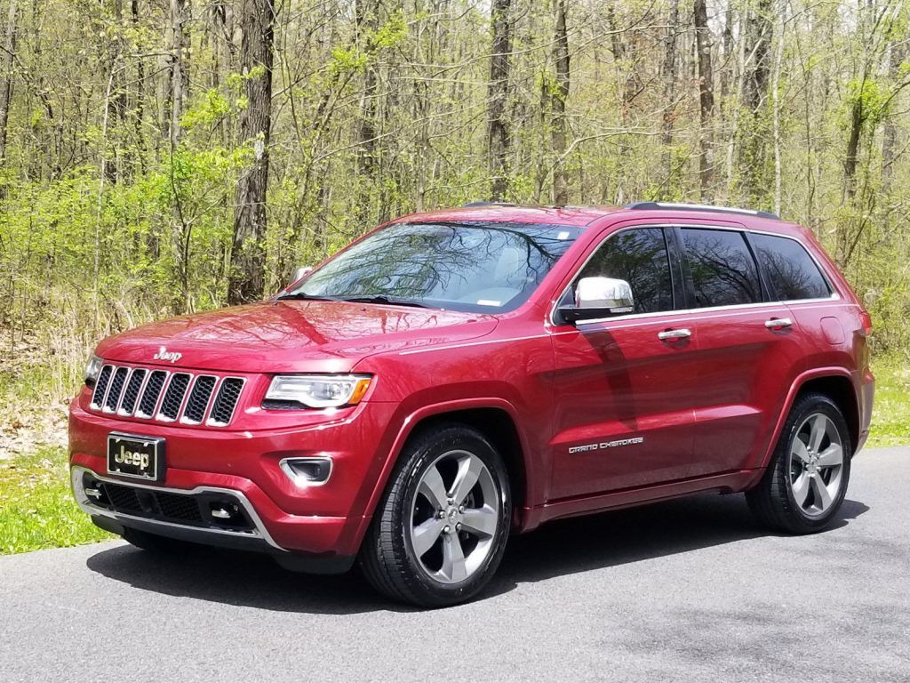 low miles 2014 Jeep Grand Cherokee Overland 4×4