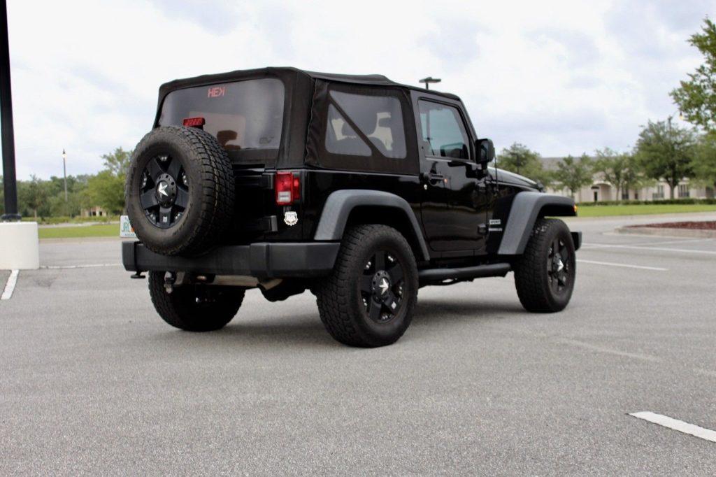 very clean 2014 Jeep Wrangler 4×4