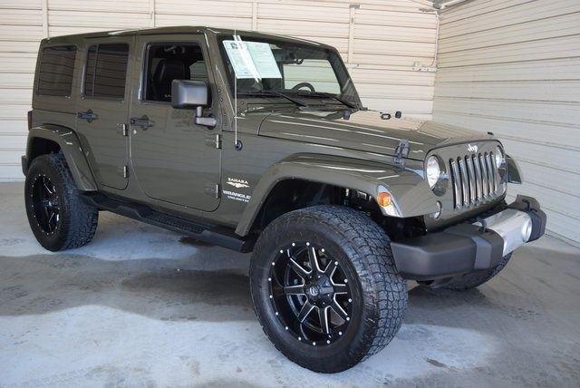 low mileage 2015 Jeep Wrangler Unlimited Sahara Lifted 4×4