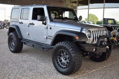 low mileage 2015 Jeep Wrangler Unlimited Sport 4&#215;4 for sale