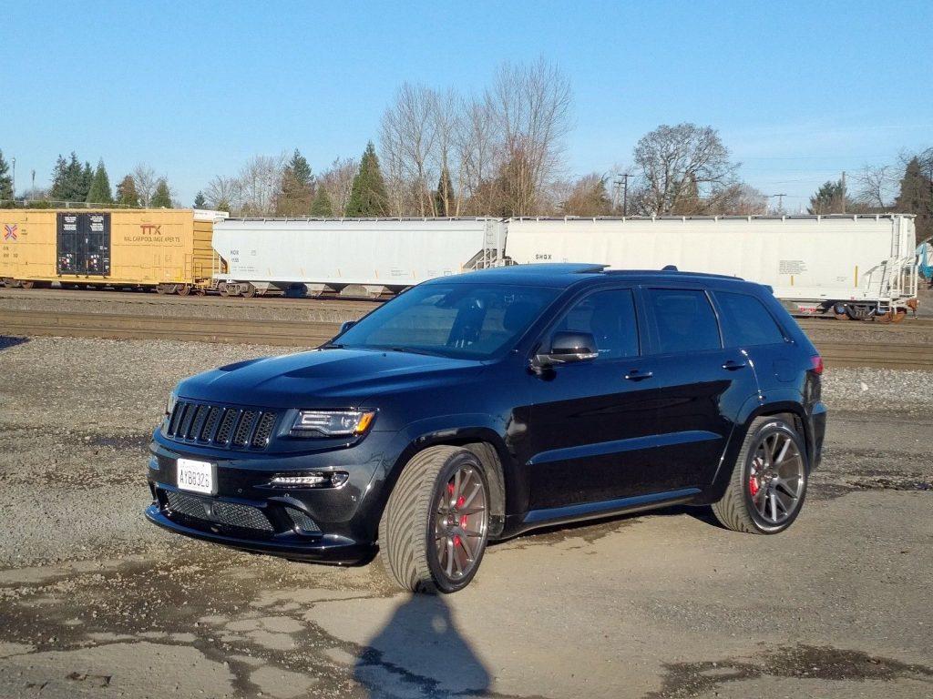 Pampered 2015 Jeep Grand Cherokee 4×4