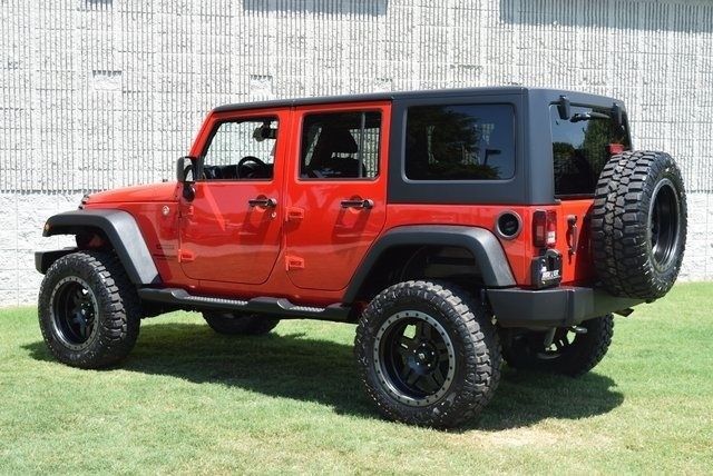 well equipped 2015 Jeep Wrangler Unlimited Sport Lifted 4×4