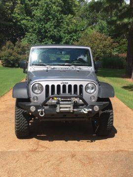 pampered 2016 Jeep Wrangler Rubicon 4&#215;4 for sale