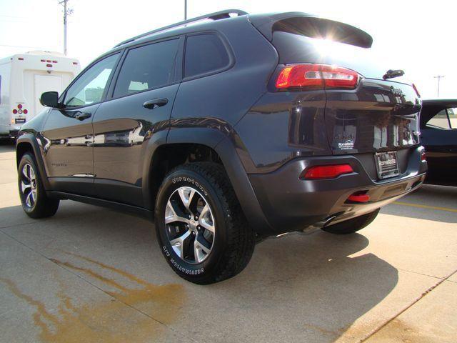 well optioned 2017 Jeep Cherokee Trailhawk L Plus 4×4