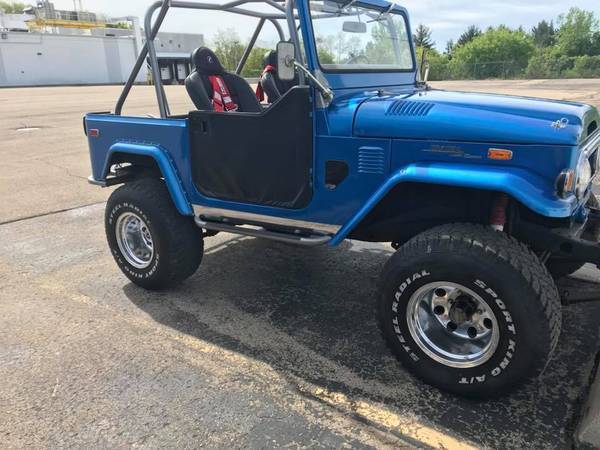 lifted 1972 Toyota Land Cruiser 4×4