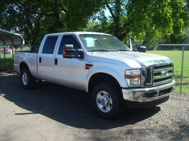loaded 2010 Ford F 250 XLT 4×4