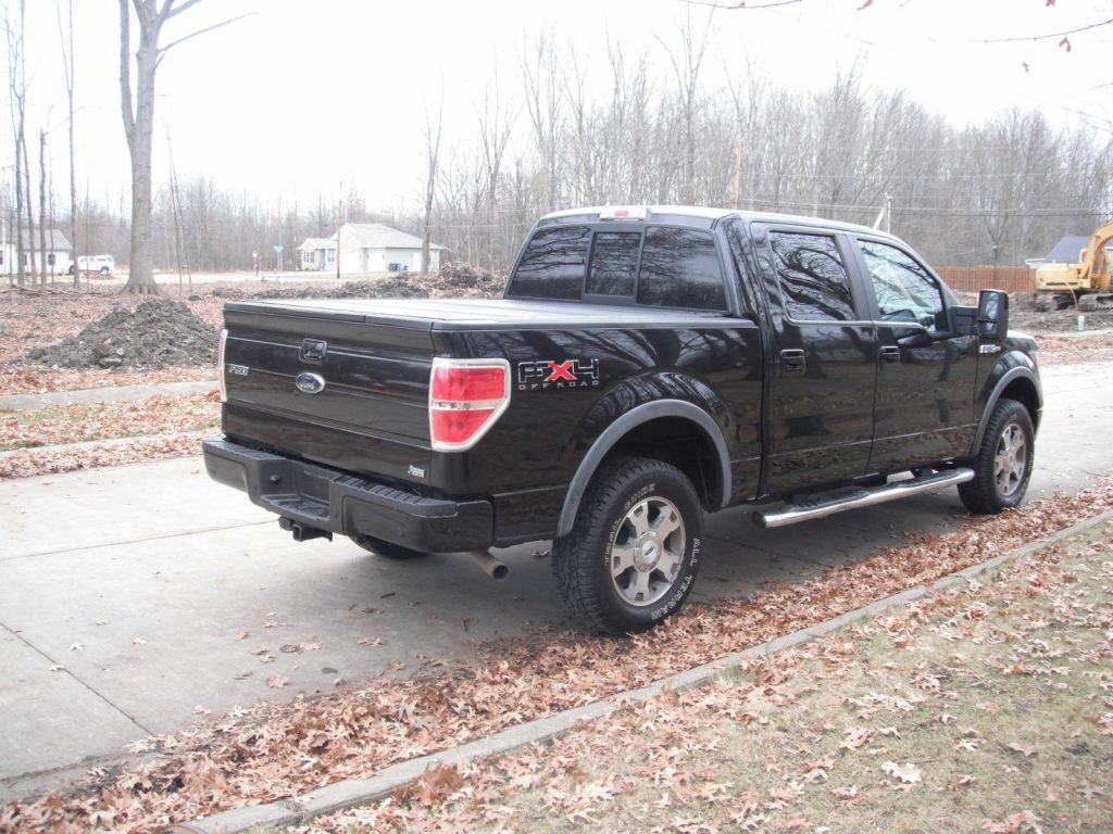 loaded with goodies 2010 Ford F 150 FX4 Supercrew 4×4