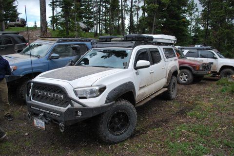 well modified 2017 Toyota Tacoma 4&#215;4 for sale