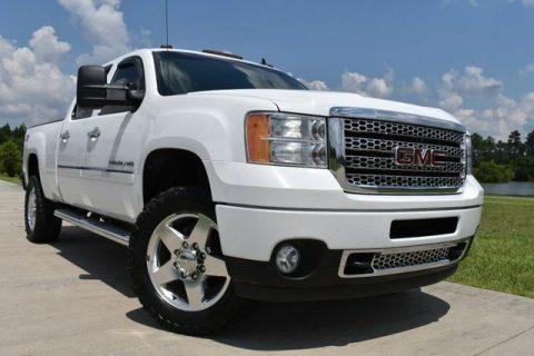 great shape 2011 GMC Sierra 2500 Denali 4&#215;4 for sale