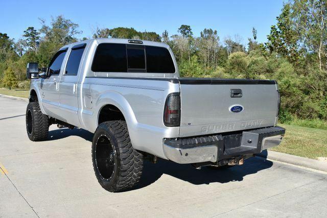 very nice 2011 Ford F 250 Lariat pickup 4×4