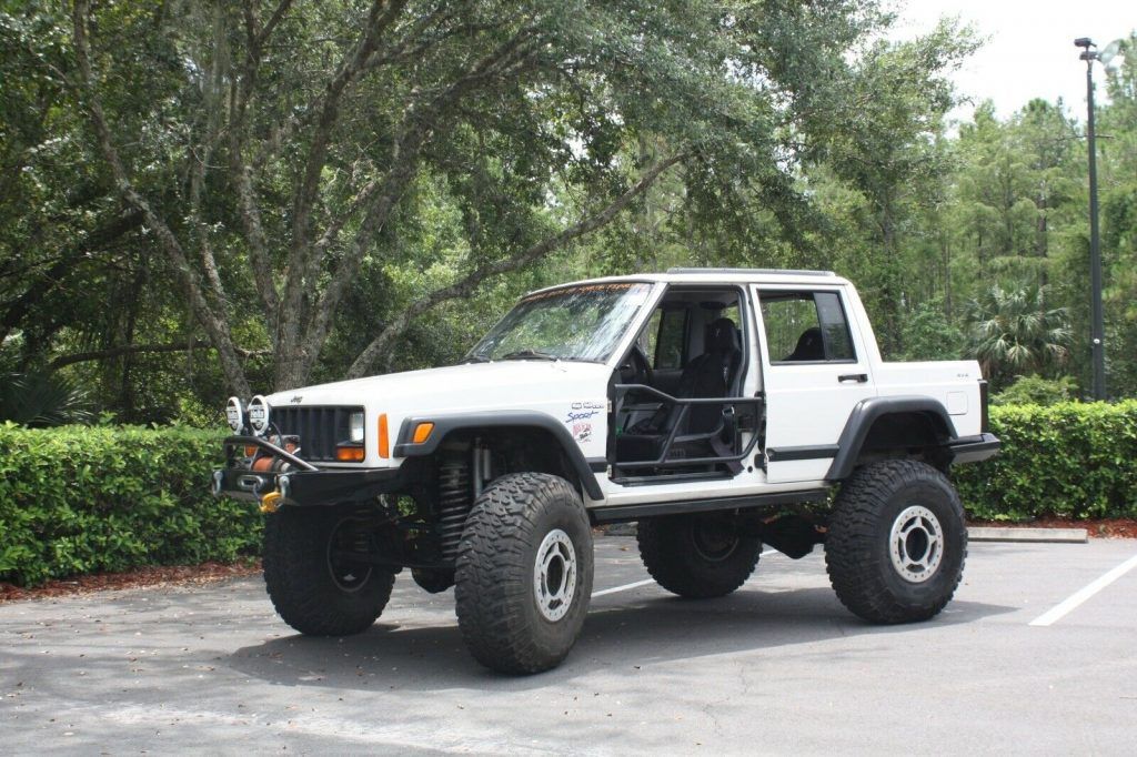 custom built 1997 Jeep Cherokee Sport 4×4