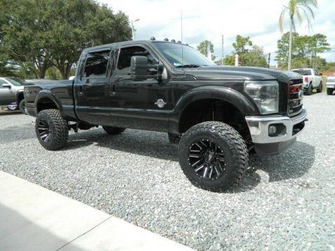 lifted 2013 Ford F 250 Lariat 4&#215;4 for sale