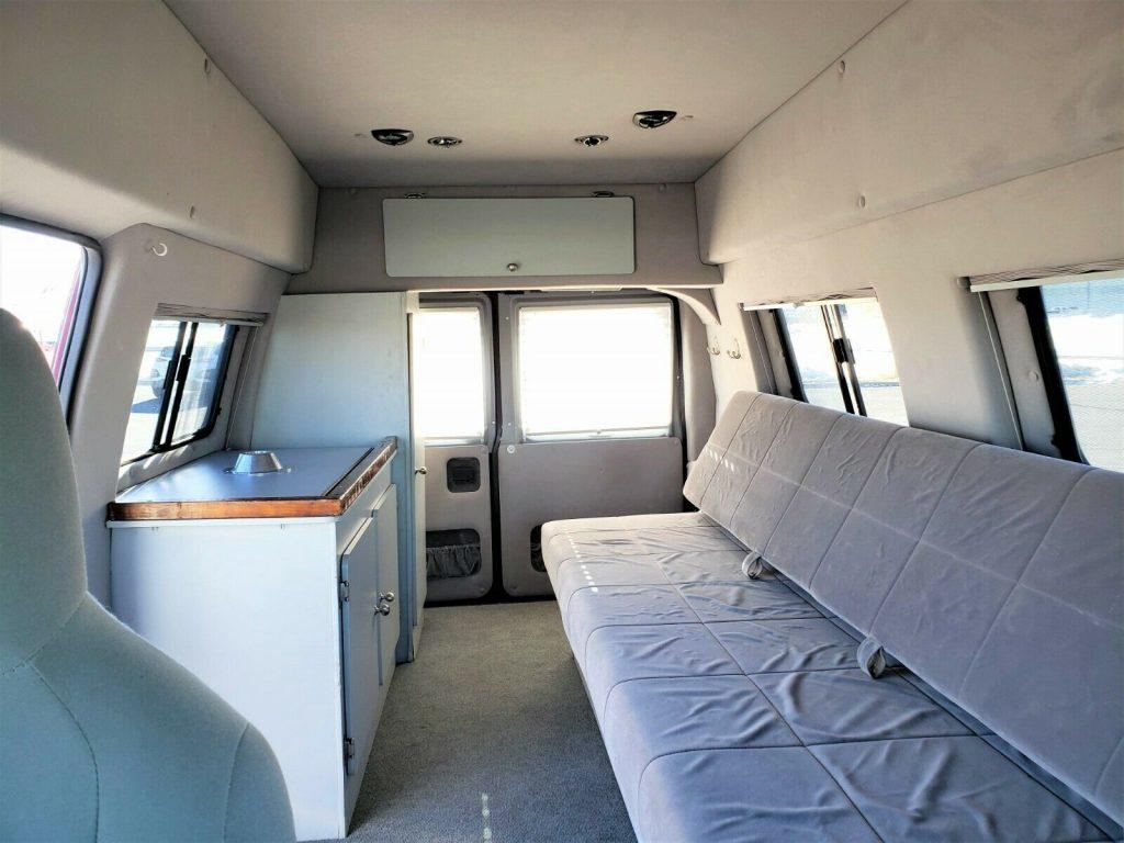 low miles 2010 Ford E Series Van Timberline Conversion 4×4