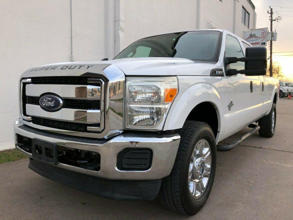 very clean 2012 Ford F 350 4×4