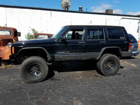 lifted 2000 Jeep Cherokee Sport 4&#215;4 for sale