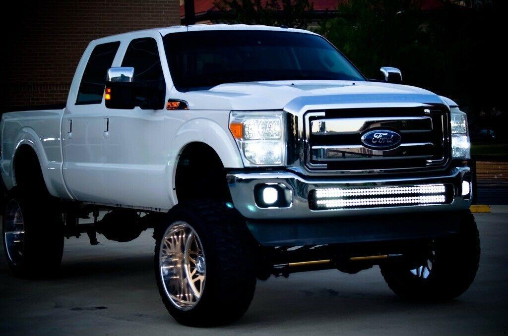well customized 2011 Ford F 250 Superduty Diesel 4×4