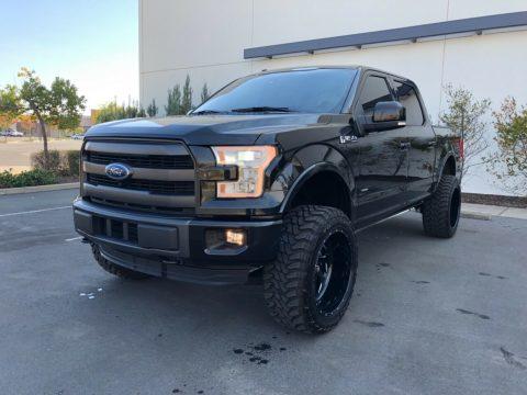 beautiful 2015 Ford F 150 Lariat pickup 4&#215;4 for sale