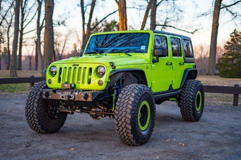 low miles 2012 Jeep Wrangler Rubicon 4&#215;4 for sale