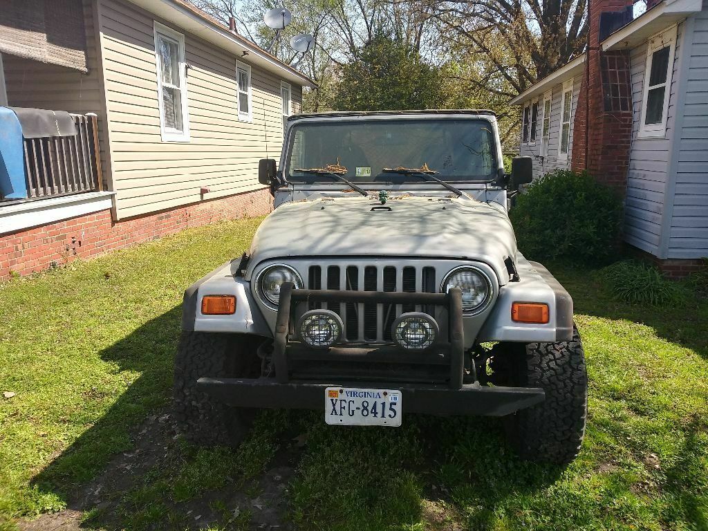 solid 2001 Jeep Wrangler 4×4