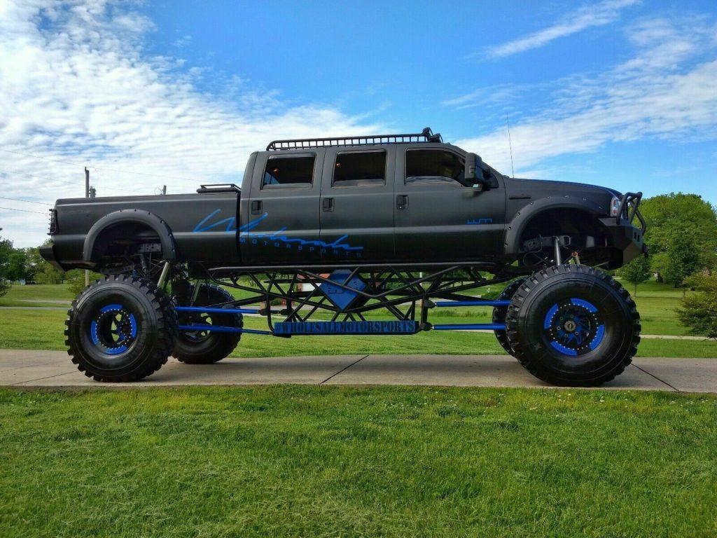 stretched 2005 Ford F 350 4×4