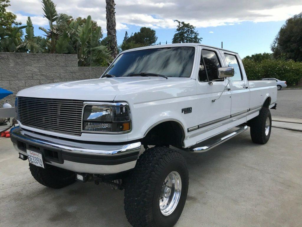 low miles 1996 Ford F 350 XLT pickup 4×4