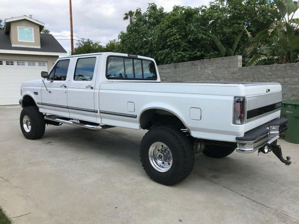 low miles 1996 Ford F 350 XLT pickup 4×4