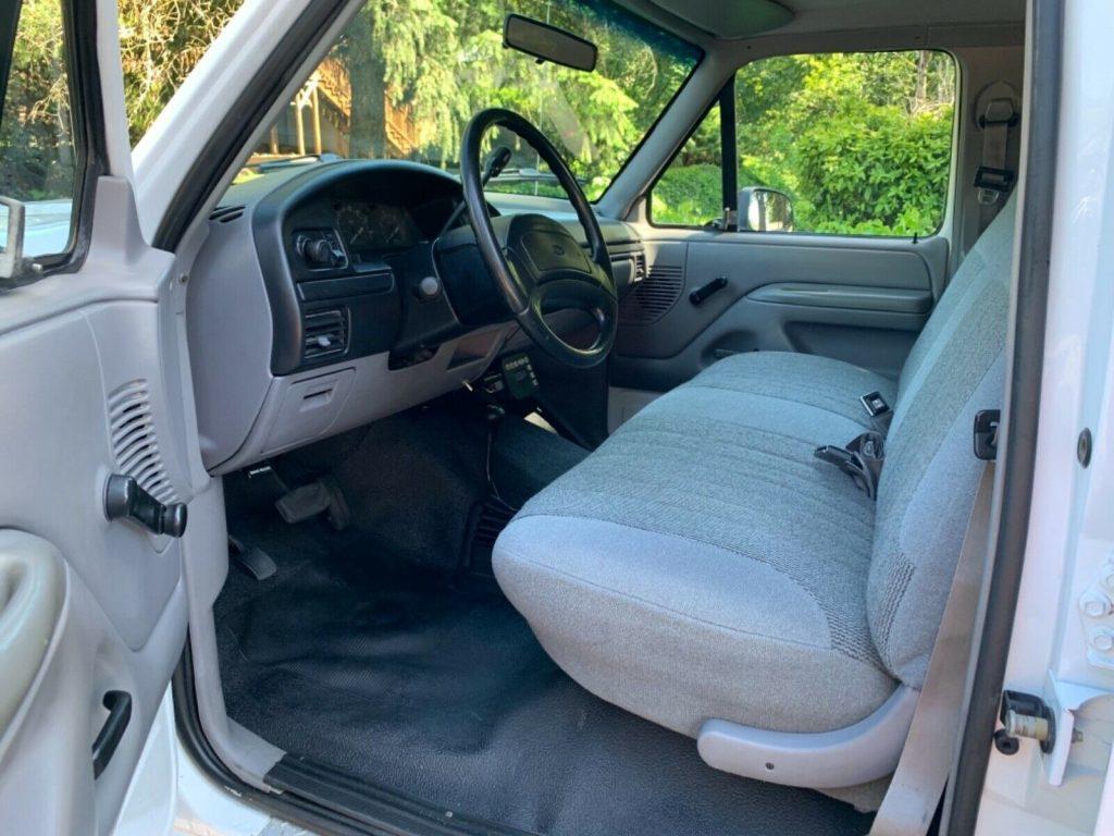 reliable 1997 Ford F 350 pickup 4×4