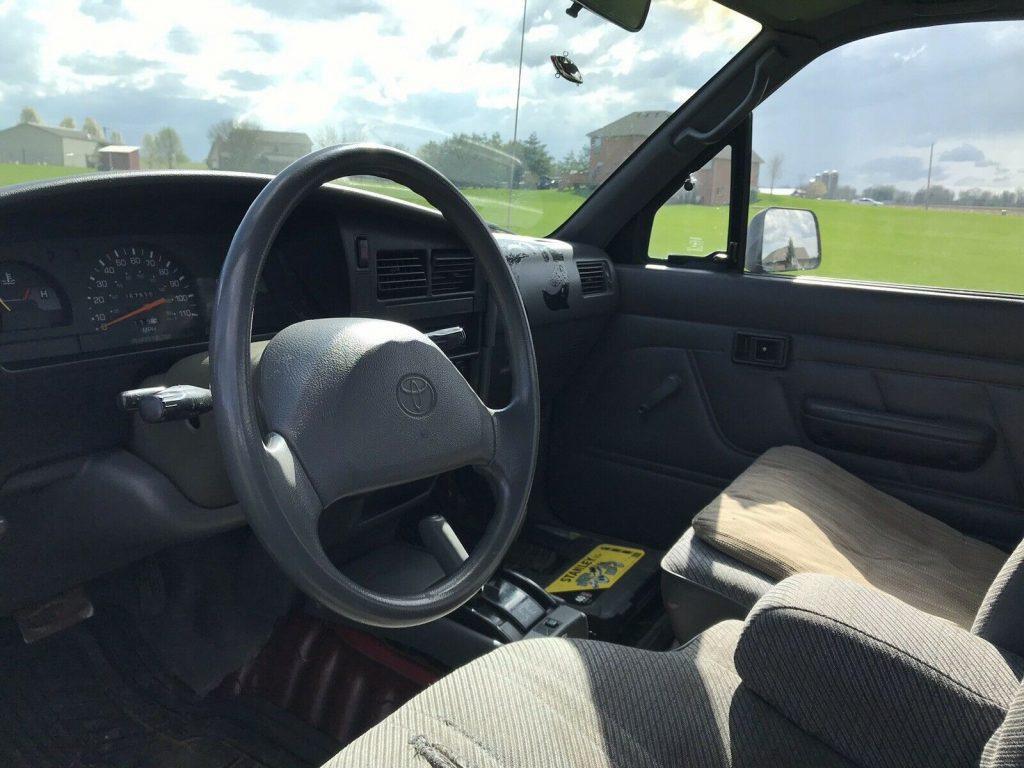 strong running 1994 Toyota Hilux Pickup 4×4