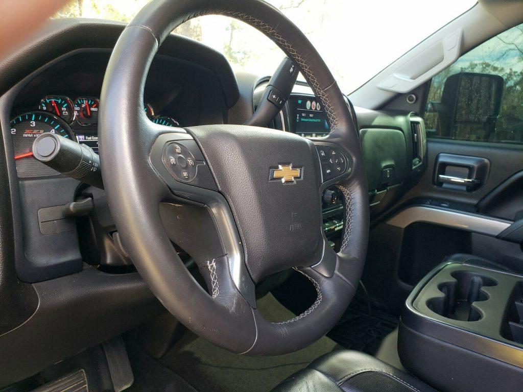 well modified 2016 Chevrolet Silverado 1500 Z71 Lt 2 4×4