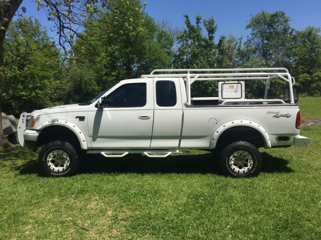 well upgraded 2002 Ford F 150 pickup 4×4
