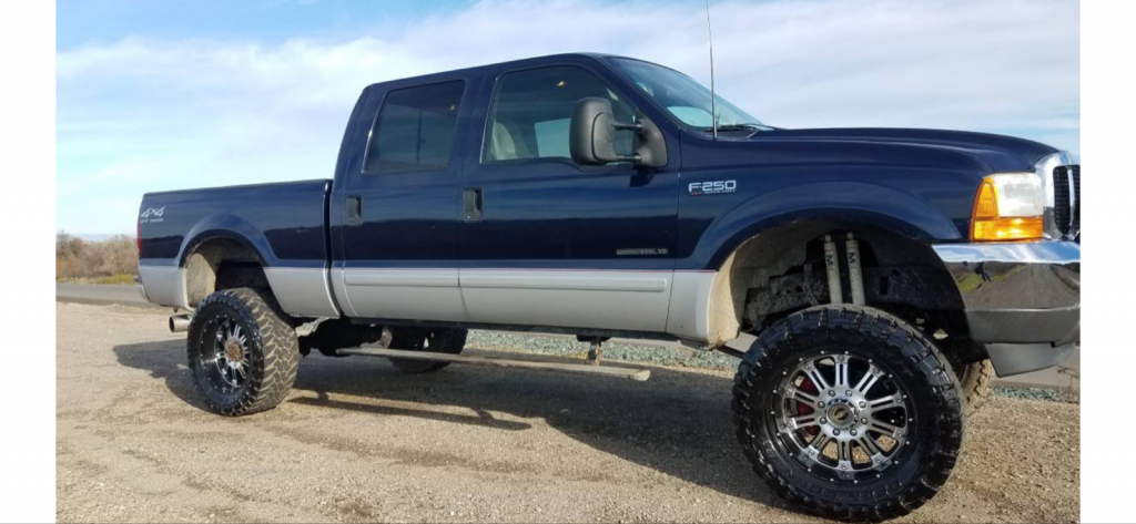 lifted 2001 Ford F 250 XLT 4×4