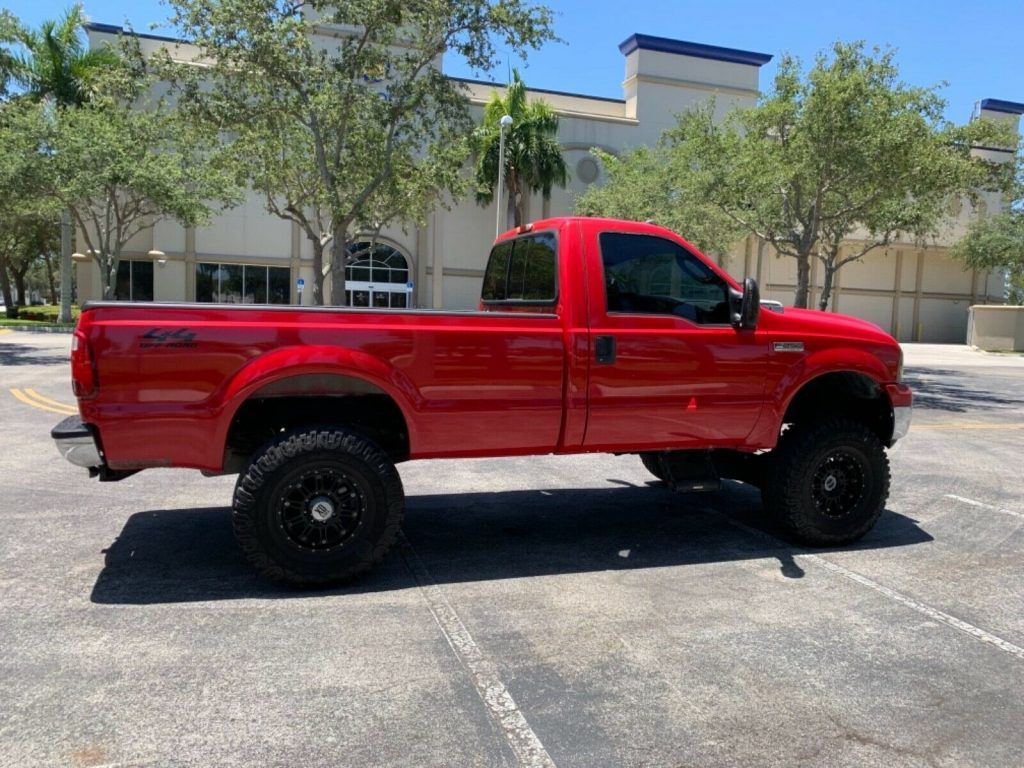 very clean 2005 Ford F 250 pickup 4×4