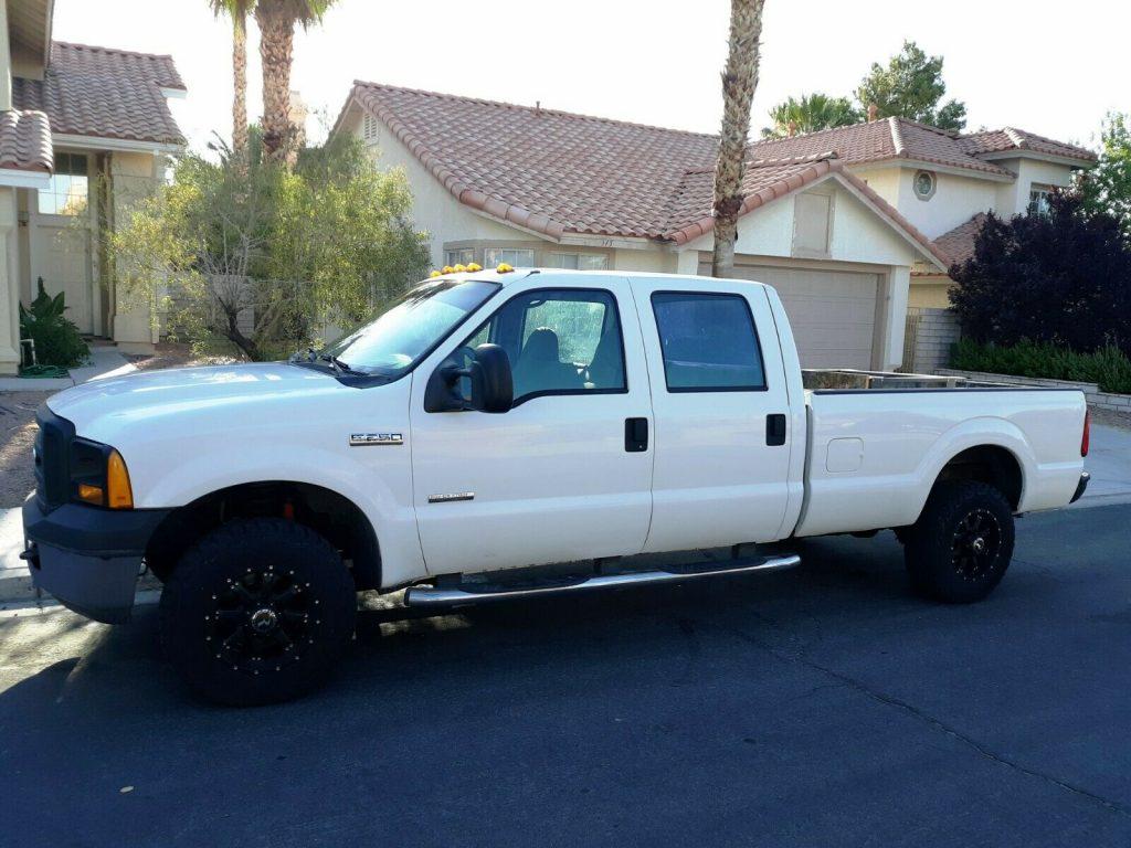 excellent running 2006 Ford F 250 XL pickup 4×4