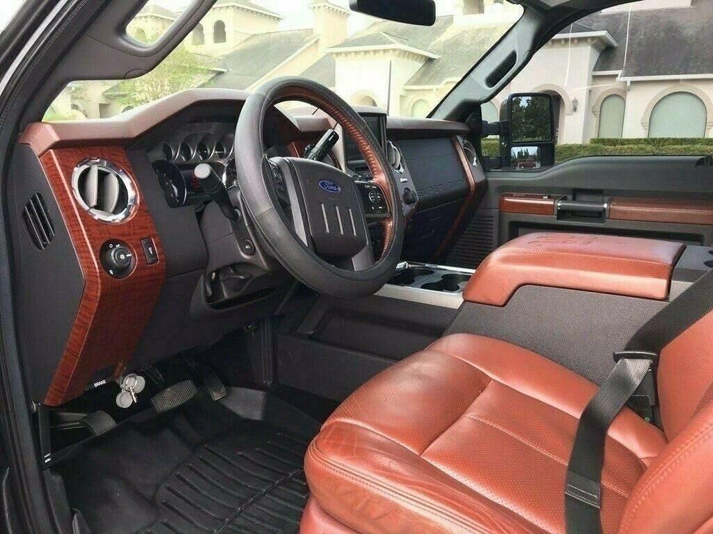 fully loaded 2014 Ford F 350 King Ranch 4×4