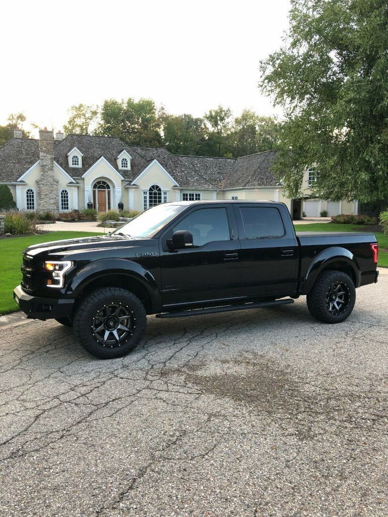 loaded 2015 Ford F 150 XLT 4×4